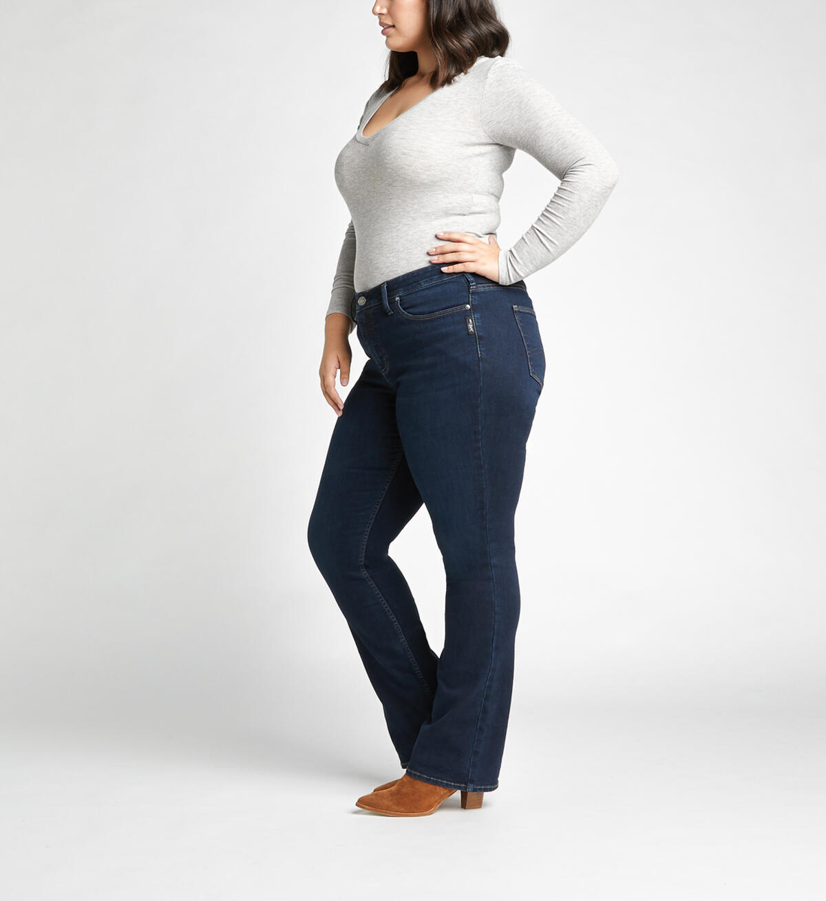 Avery High Rise Slim Bootcut Jeans Plus Size, Indigo, hi-res image number 2