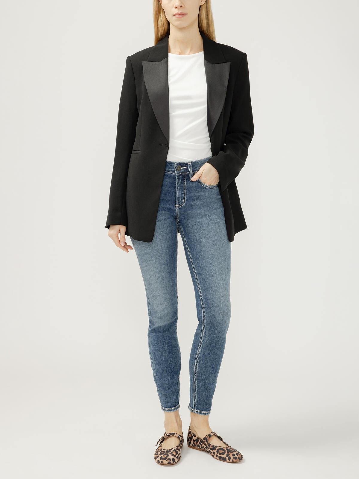 Suki Mid Rise Skinny Jeans image number 0