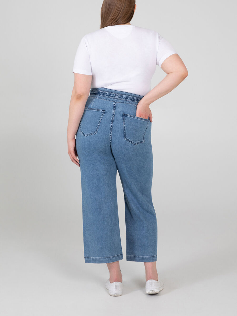 Belted High Rise Wide Leg Crop Jeans 