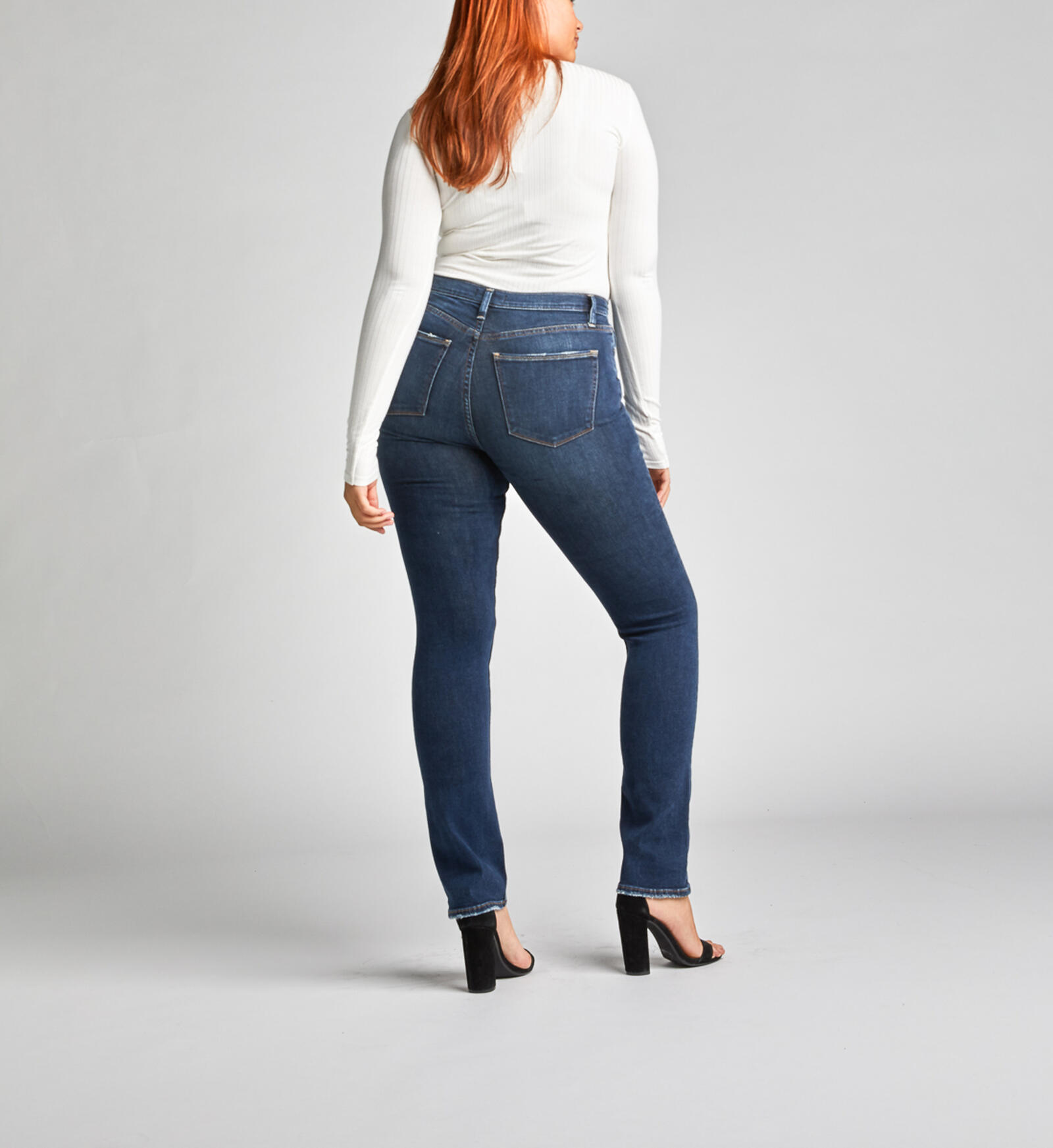 grond Duplicaat Per Buy Calley Super-High Rise Curvy Straight Leg Jeans for USD 79.00 | Silver  Jeans US New