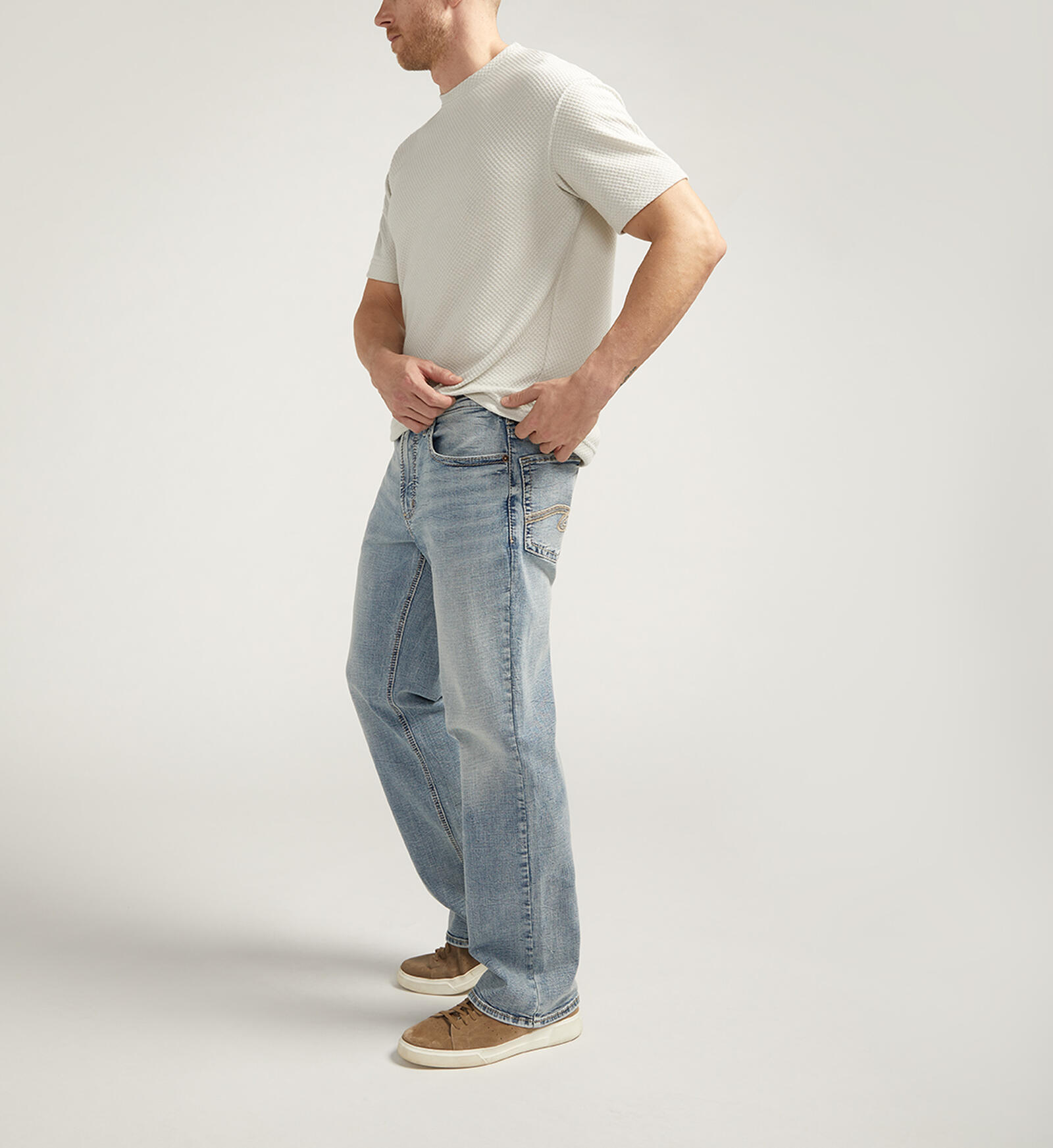 Buy Gordie Relaxed Fit Straight Leg Jeans for USD 56.00 | Silver 
