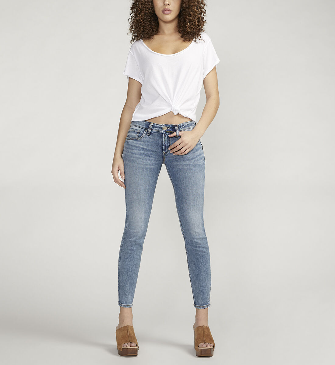 Buy Britt Low Rise Skinny Leg Jeans for USD 42.00 Silver Jeans