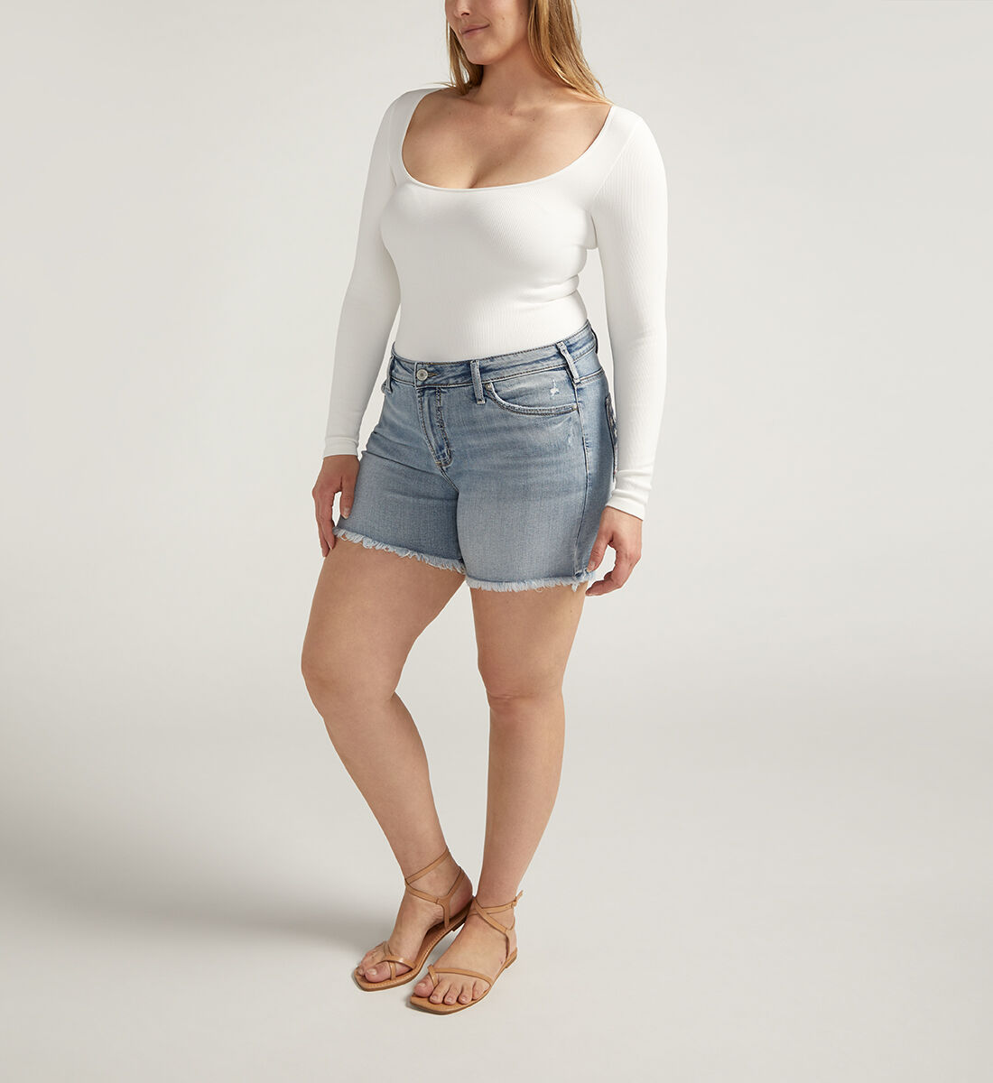 Buy Suki Mid Rise Americana Short Plus Size for USD 29.00 Buy Suki Mid Rise Americana Short Plus Size for USD 29.00