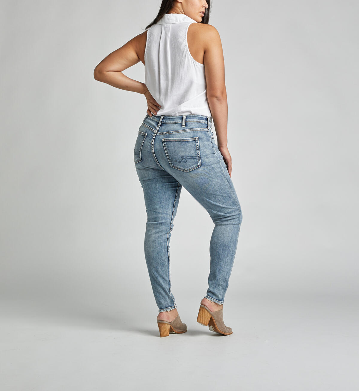 Avery High-Rise Curvy Skinny Jeans, , hi-res image number 1