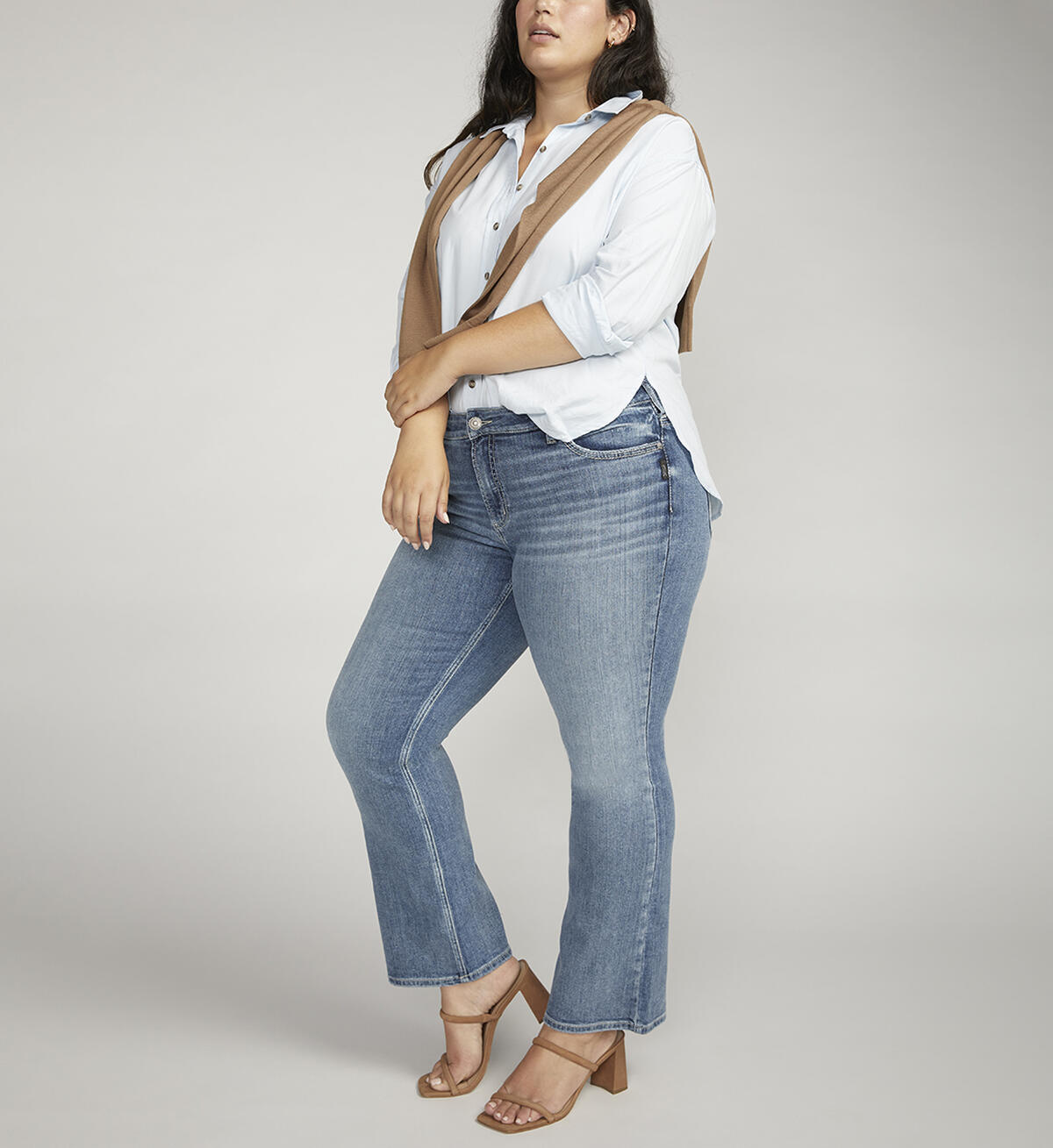 Suki Mid Rise Bootcut Jeans Plus Size, , hi-res image number 4