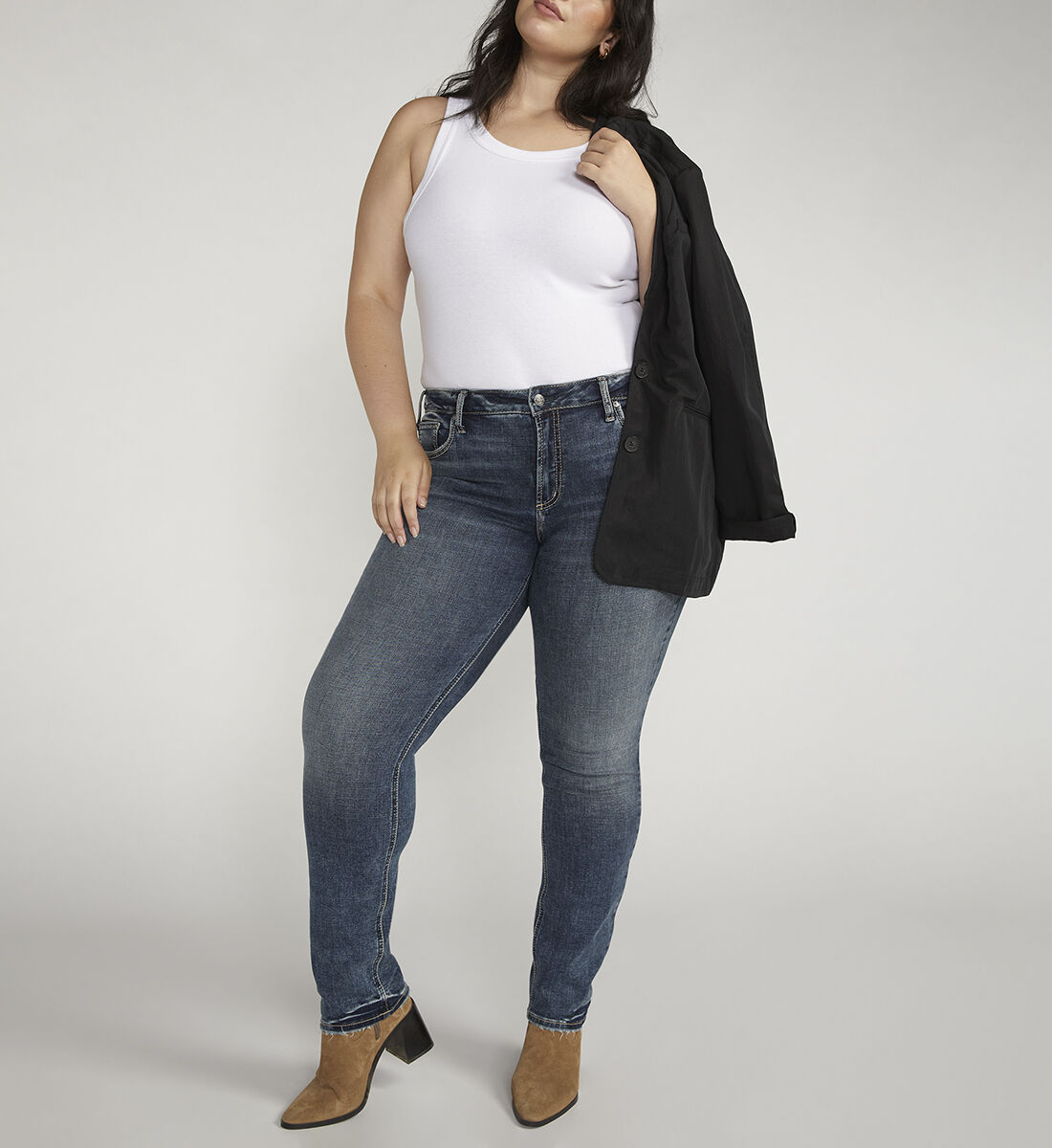 Buy Suki Mid Rise Straight Leg Jeans Plus Size for USD 88.00 Silver Jeans US New