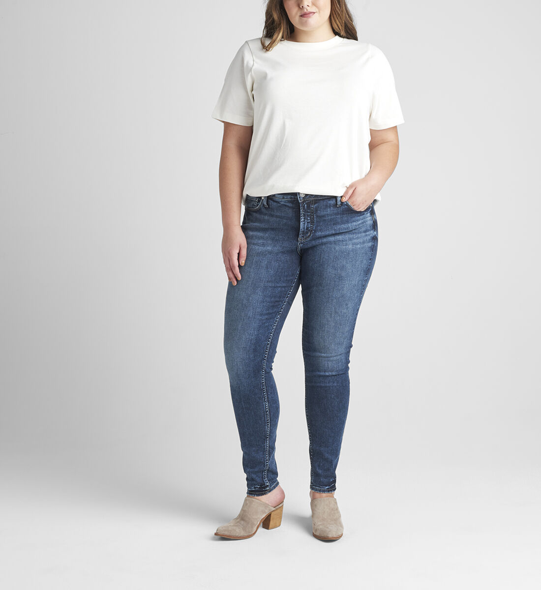 Elyse Mid Rise Skinny Jeans Plus Size Front