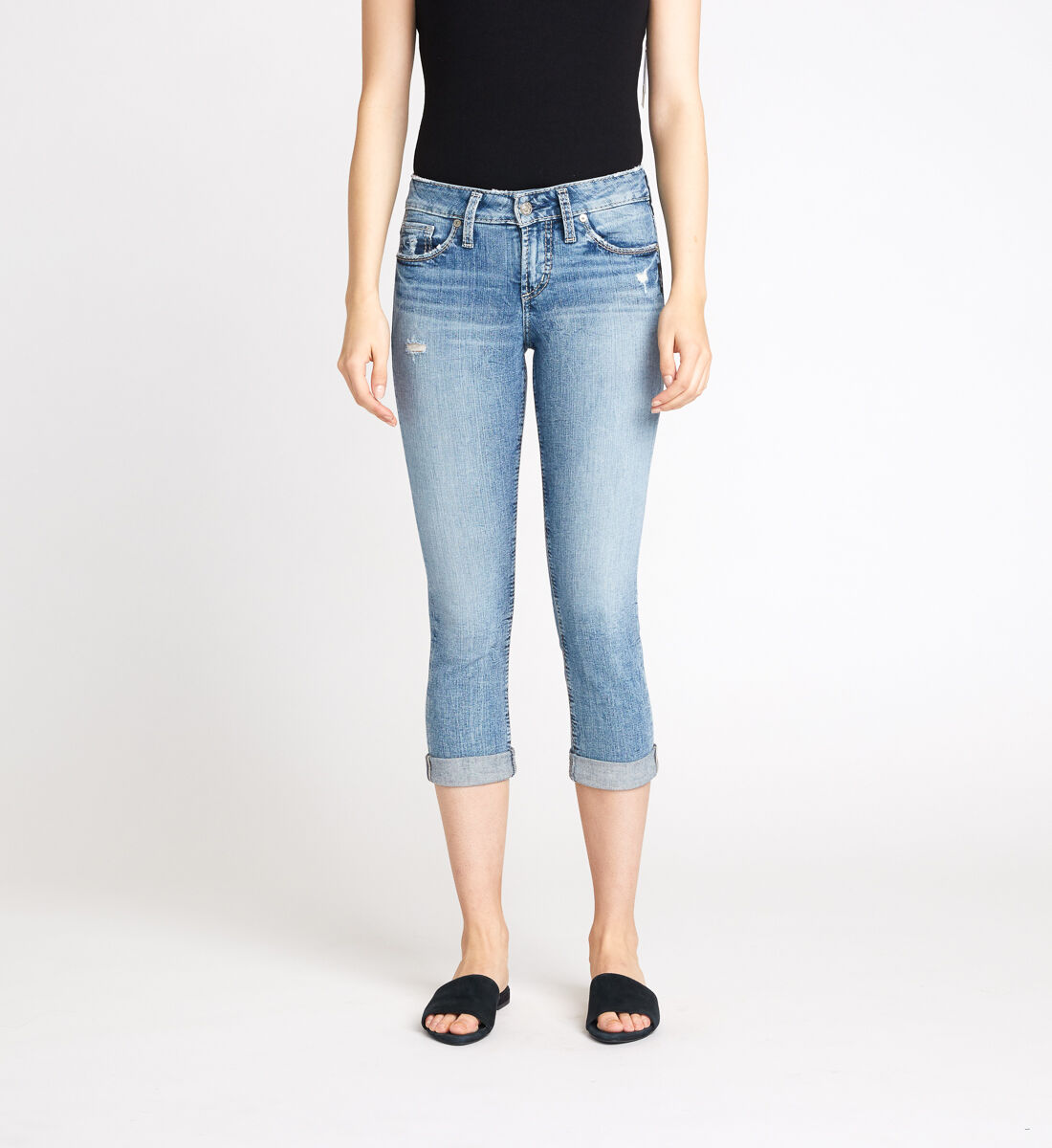 black denim capri jeans