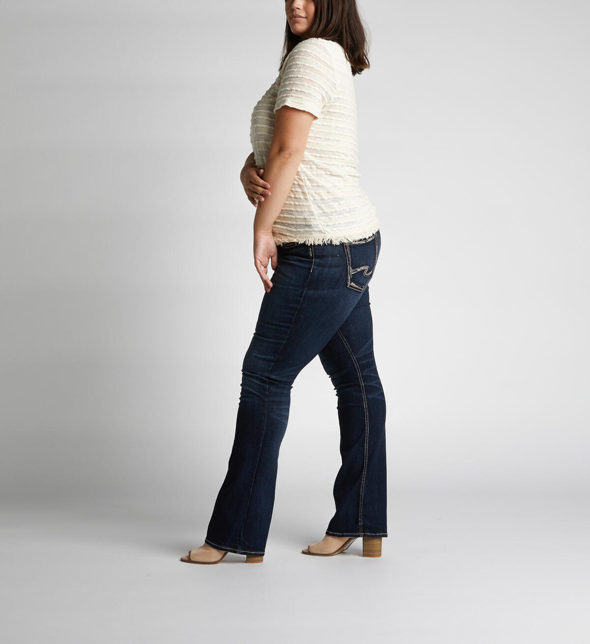 Elyse Mid-Rise Curvy Relaxed Slim Bootcut Jeans, , hi-res image number 2