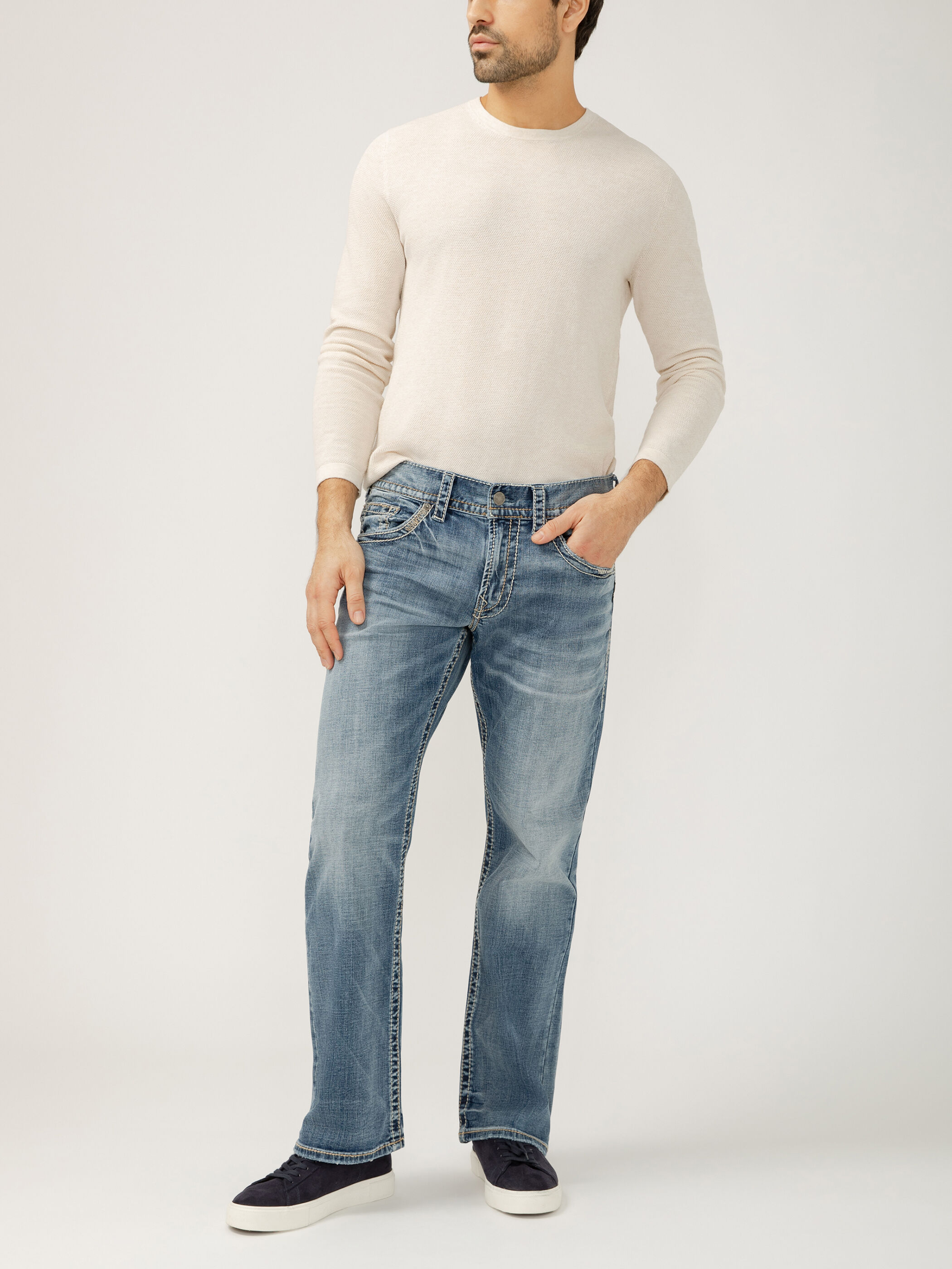 【 JEANS】 ★ Badge Crewneck T-shirt ★ Relax Fit Buy Calvin Klein Jeans Brand Print Relaxed Fit T-Shirt