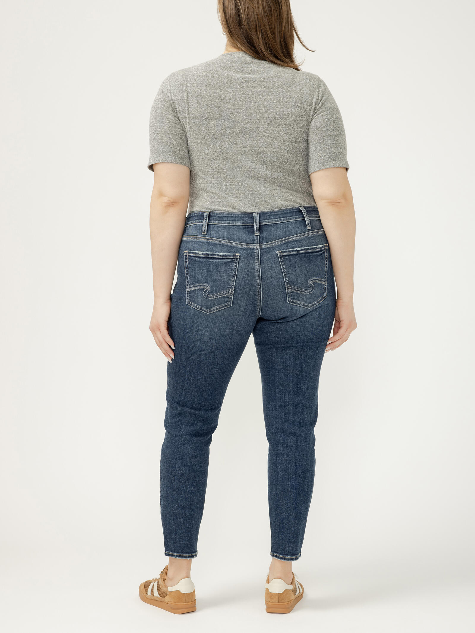 Plus Mid Rise Buy Suki Mid Rise Skinny Jeans Plus Size for USD 35.00 | Silver Jeans