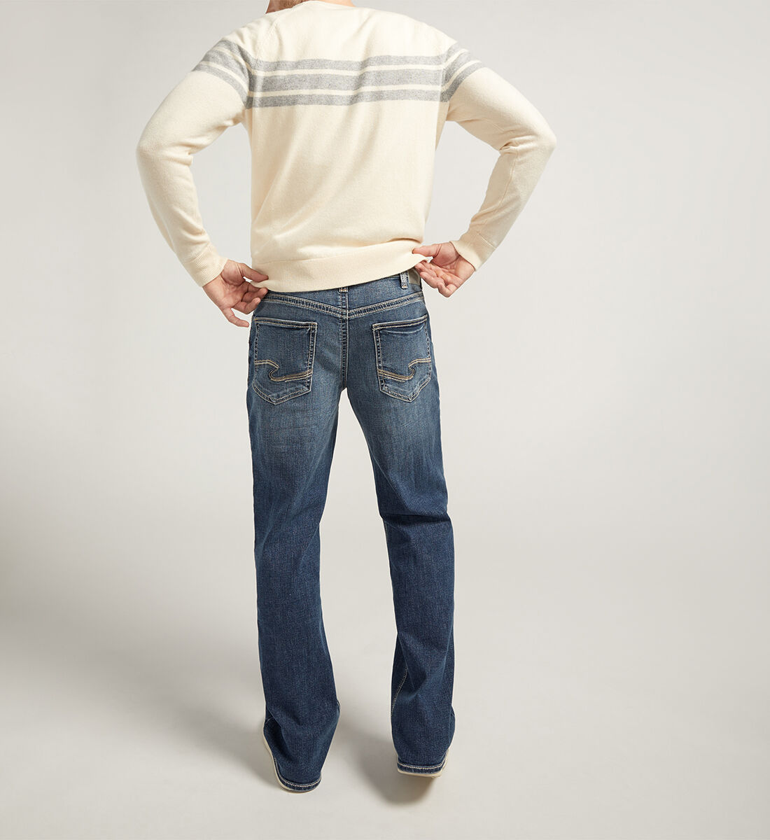 Buy Zac Relaxed Fit Straight Leg Luxe Heritage Jeans for USD 94.00 | Silver  Jeans US New