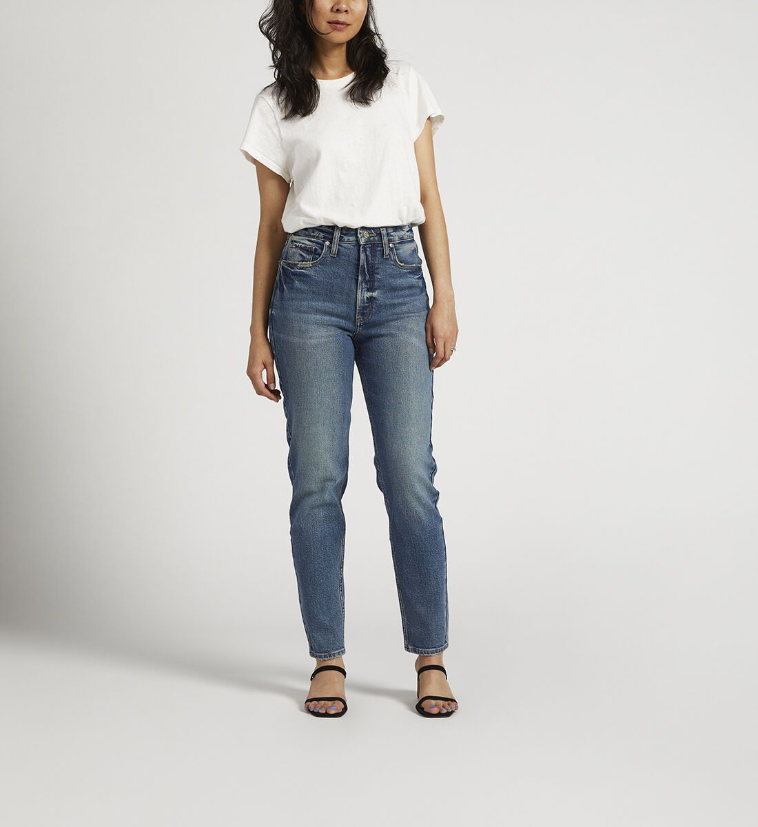 What is a tapered leg jean sales