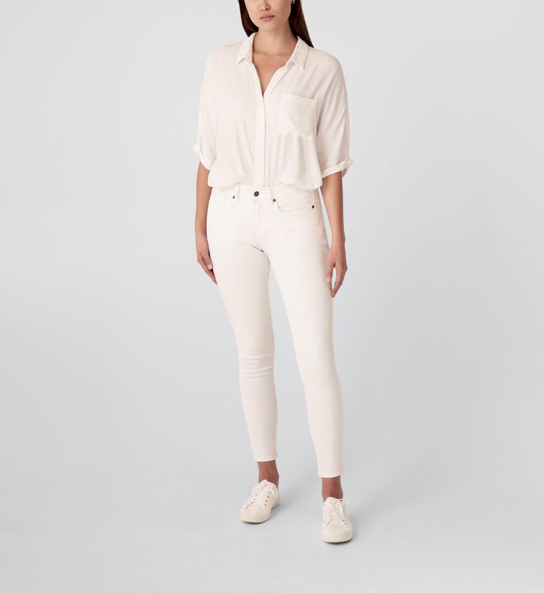 Suki Mid Rise Skinny Jeans,White Front