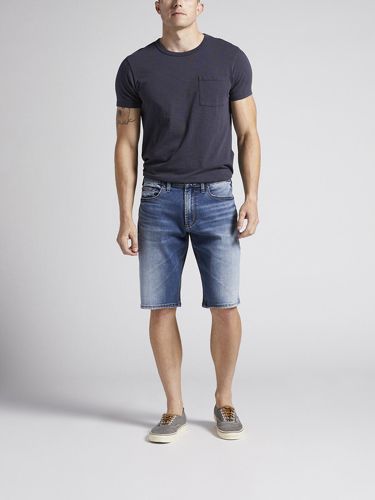 Zac Relaxed Fit Short image number 0