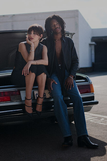 Buy Zac Relaxed Fit Straight Leg Jeans for USD 47.00 | Silver Jeans