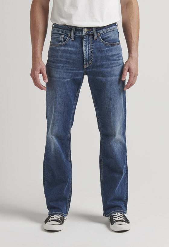 Men’s loose fit straight leg jeans with a dark indigo rinse