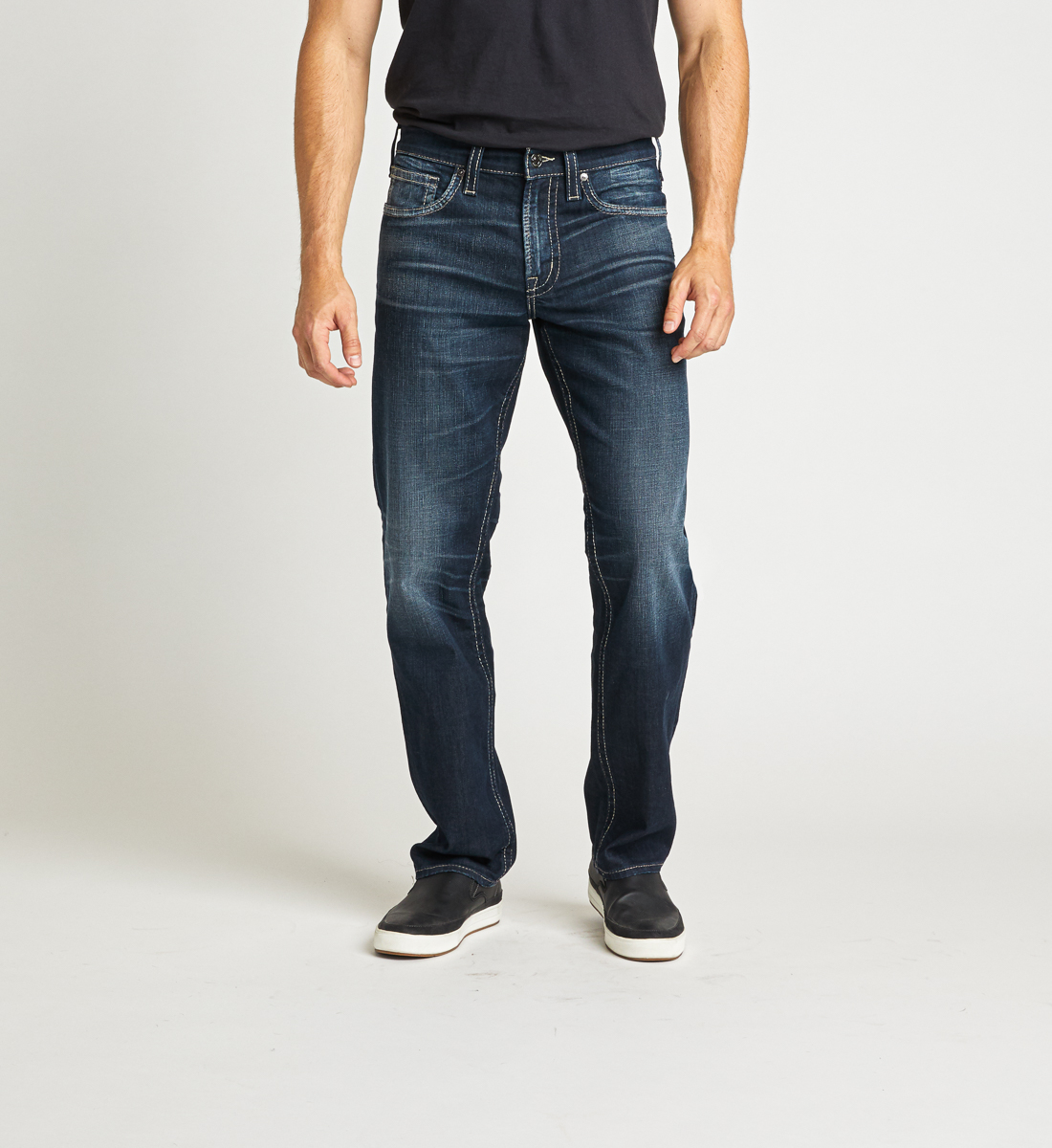 relaxed fit jeans with tapered leg