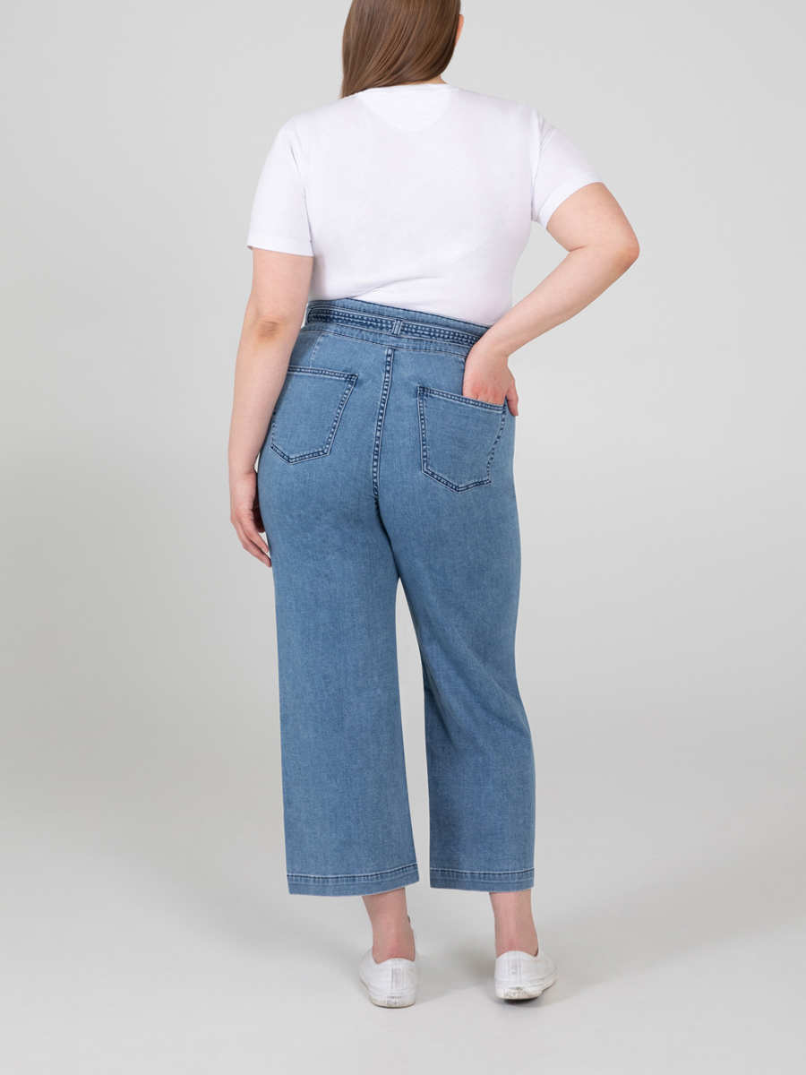 Belted High Rise Wide Leg Crop Jeans 