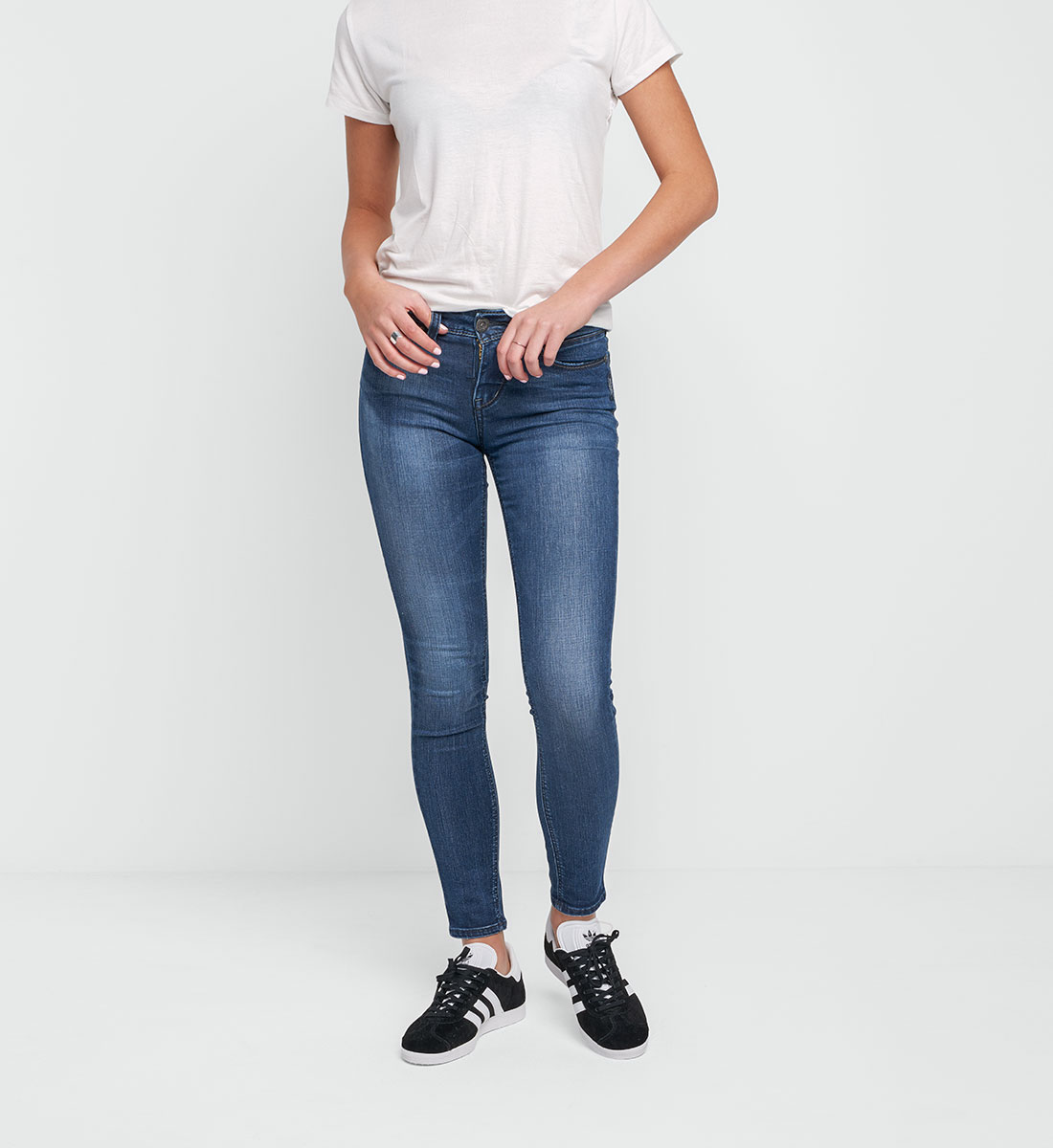 silver jeans aiko mid skinny