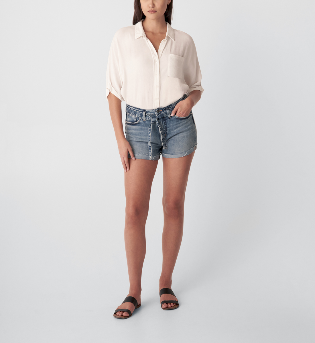 Silver Jeans Sure Thing High Rise Short Silver Jeans Sure Thing High Rise Short