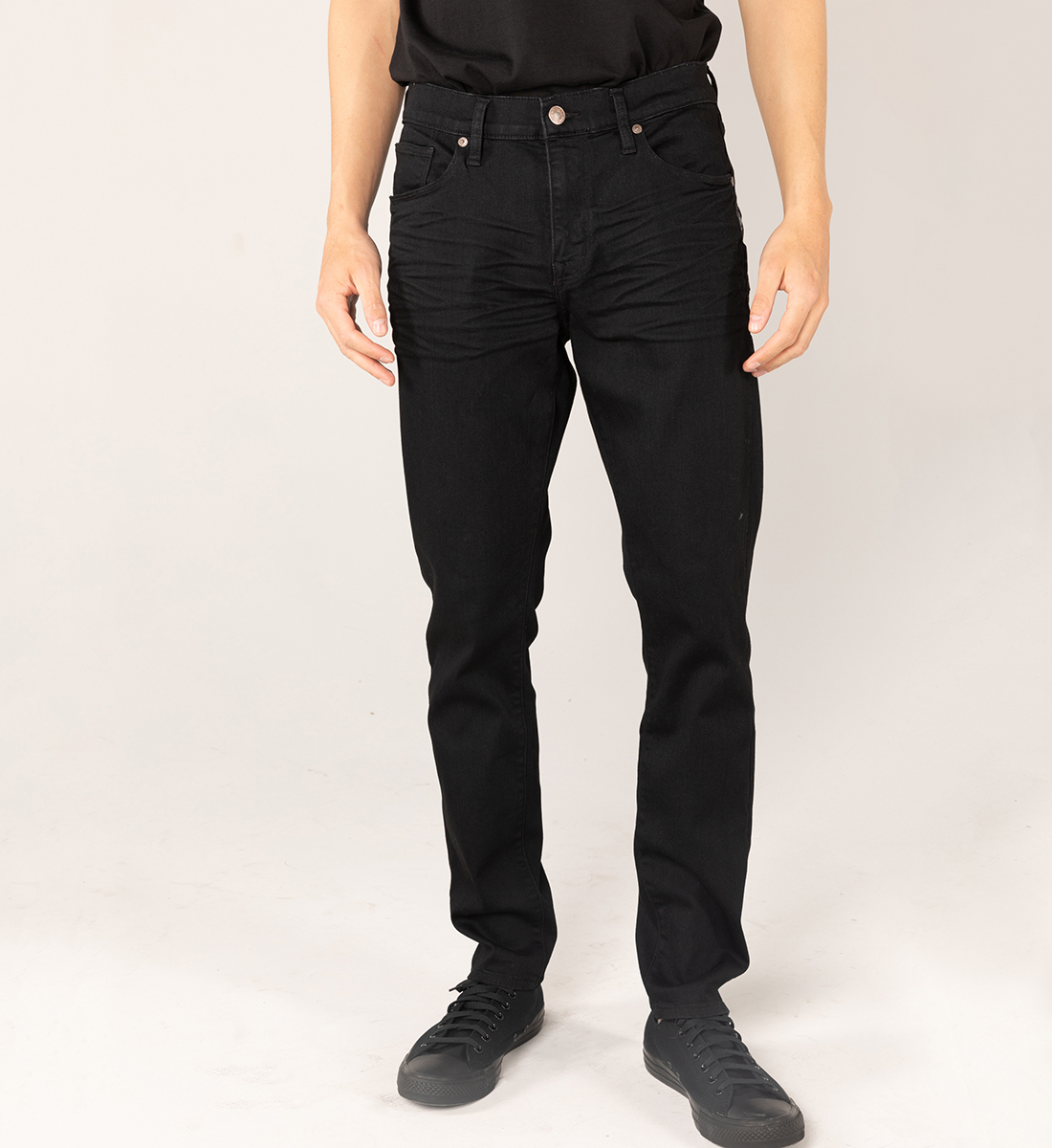 Silver Jeans Kenaston Eco-Friendly Slim Fit Slim Leg Jeans Silver Jeans Kenaston Eco-Friendly Slim Fit Slim Leg Jeans